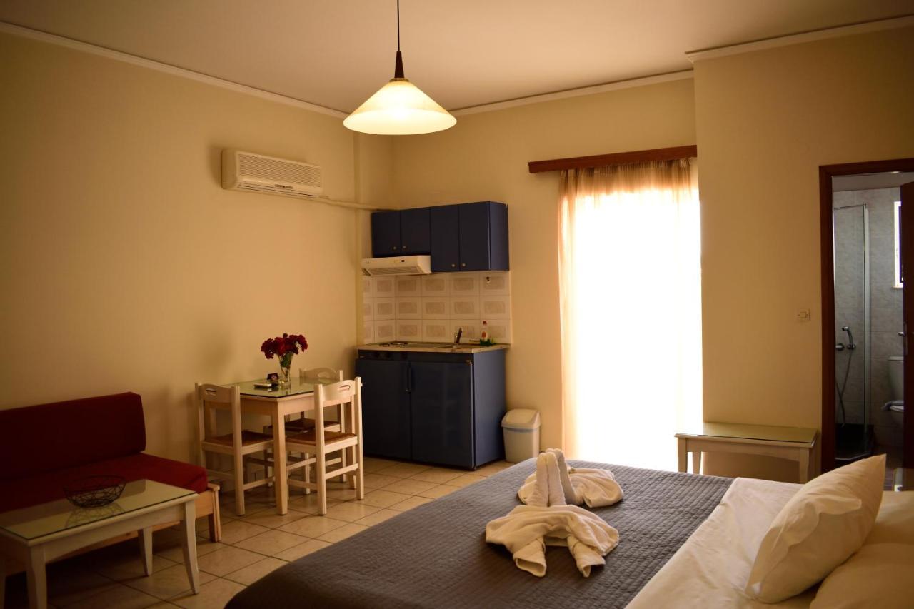 Jechrina Aparthotel คาโตดารัตโซ ภายนอก รูปภาพ