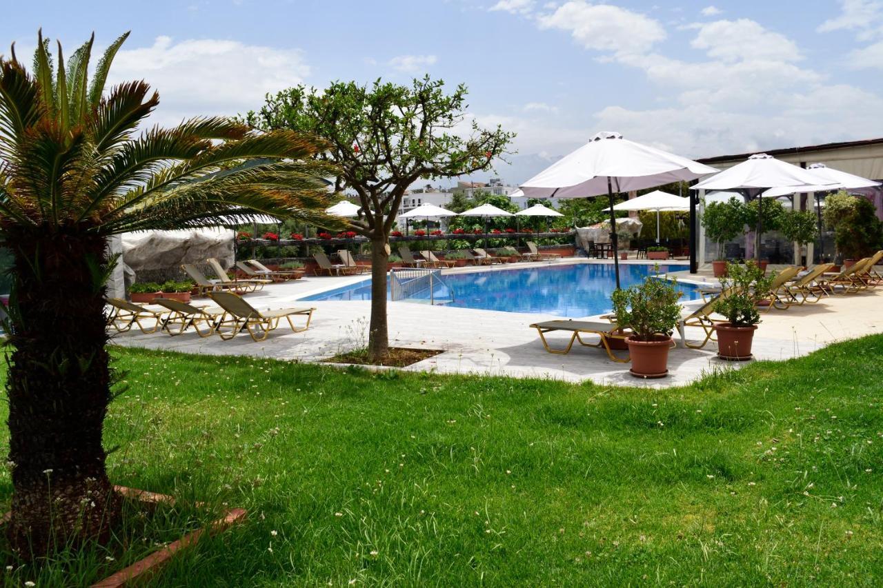 Jechrina Aparthotel คาโตดารัตโซ ภายนอก รูปภาพ