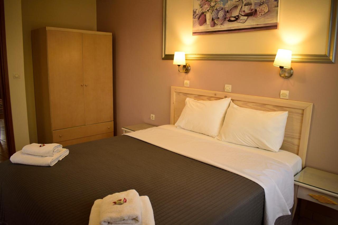 Jechrina Aparthotel คาโตดารัตโซ ภายนอก รูปภาพ
