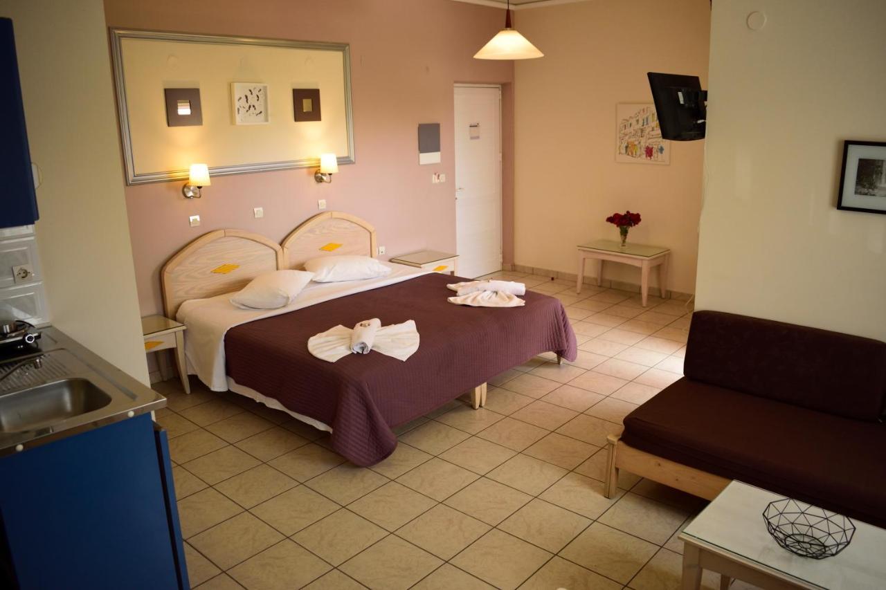 Jechrina Aparthotel คาโตดารัตโซ ภายนอก รูปภาพ